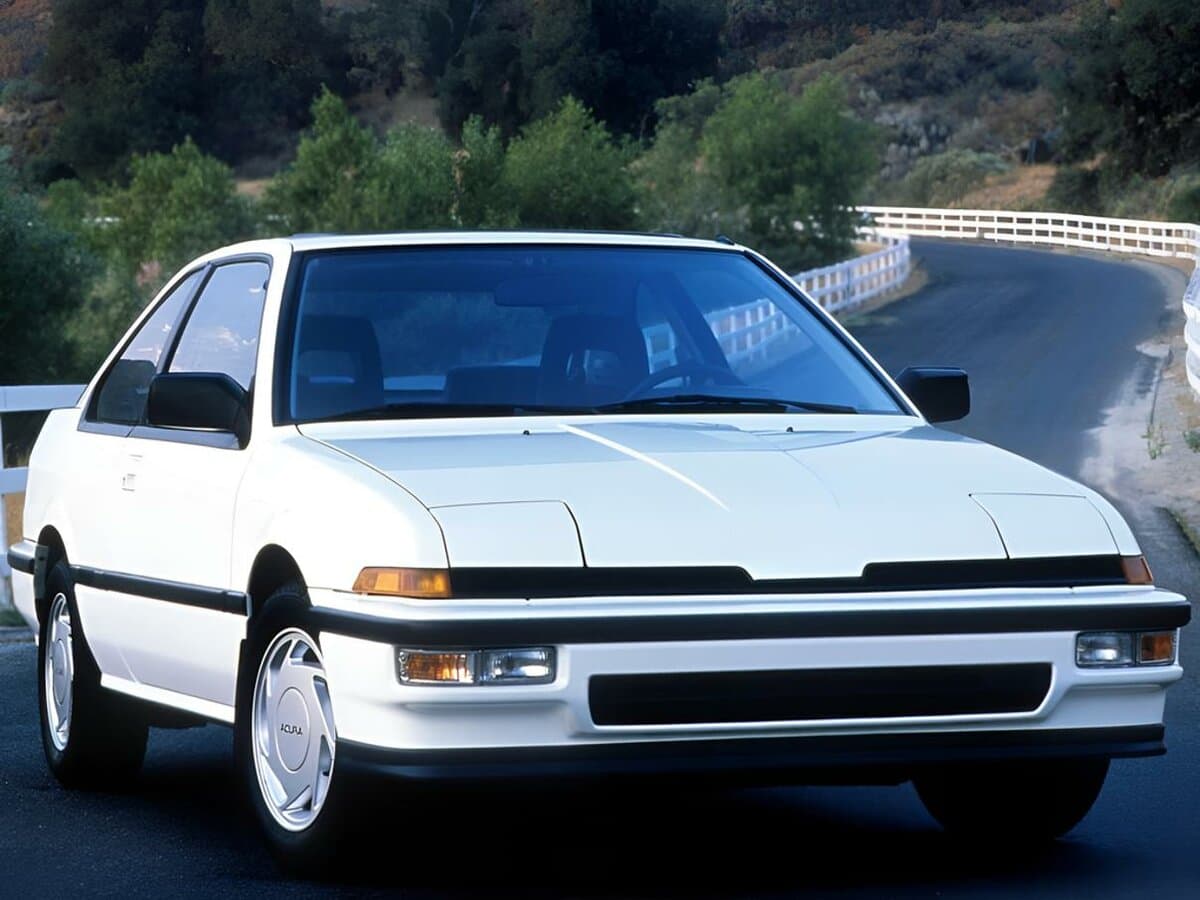 Acura Integra I — öndən görünüş