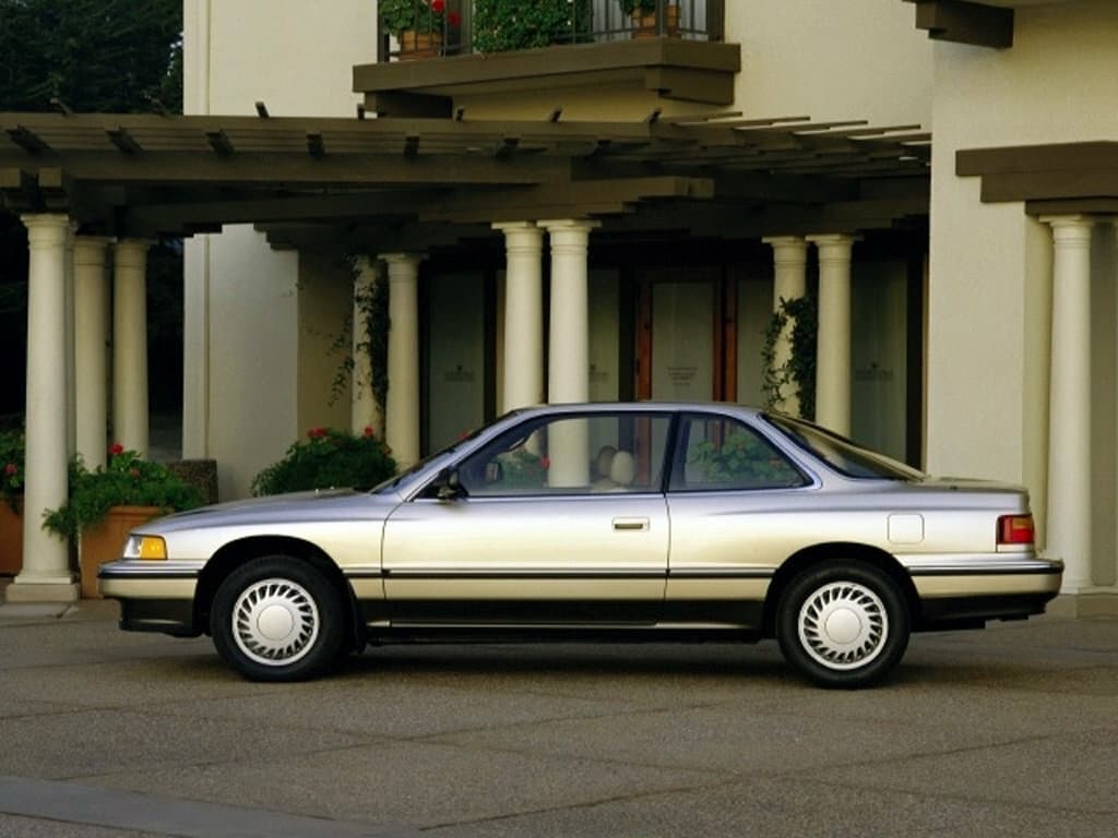 Acura Legend I — Yandan