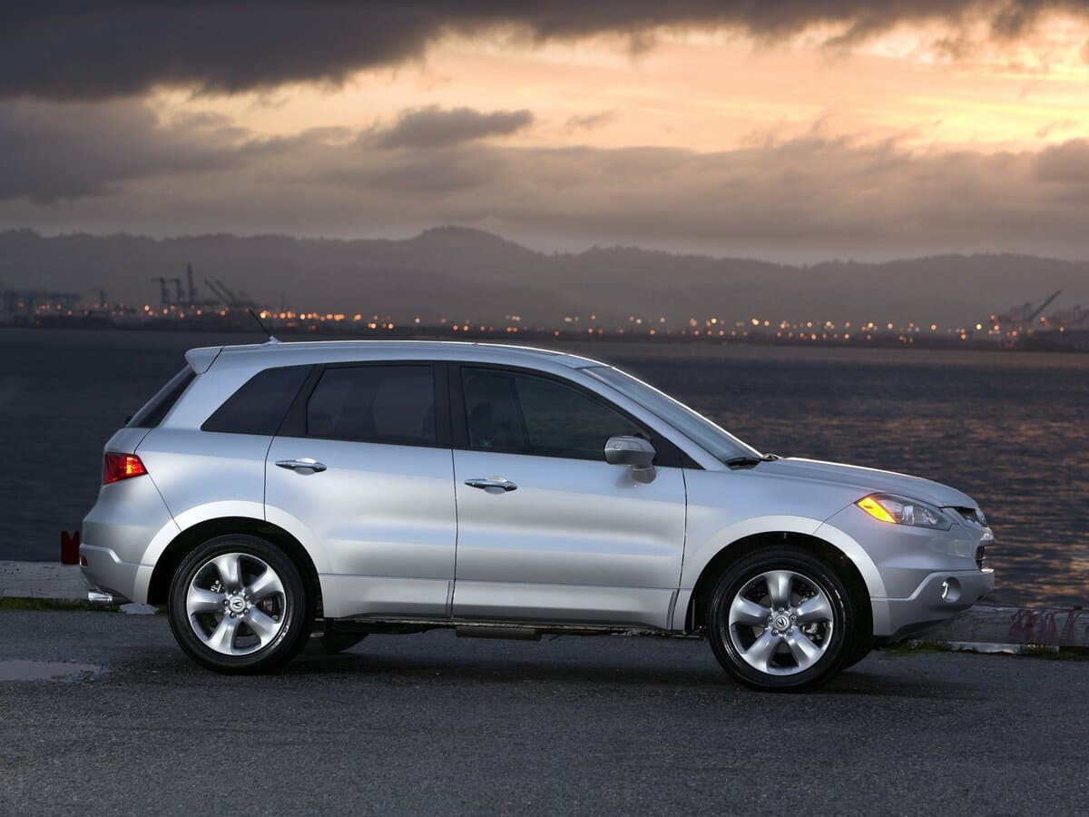 Acura RDX I — Yandan
