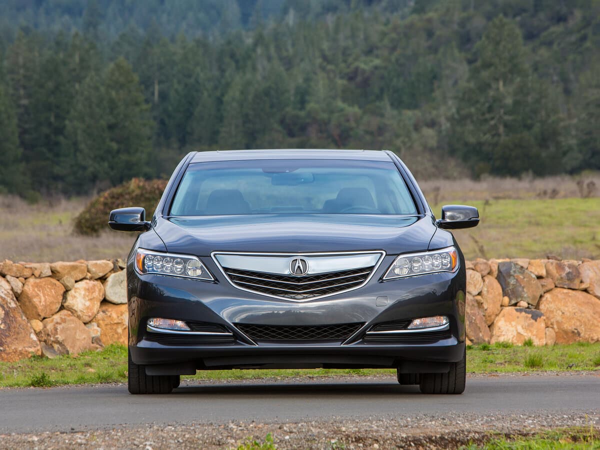 Acura RLX I — Öndən