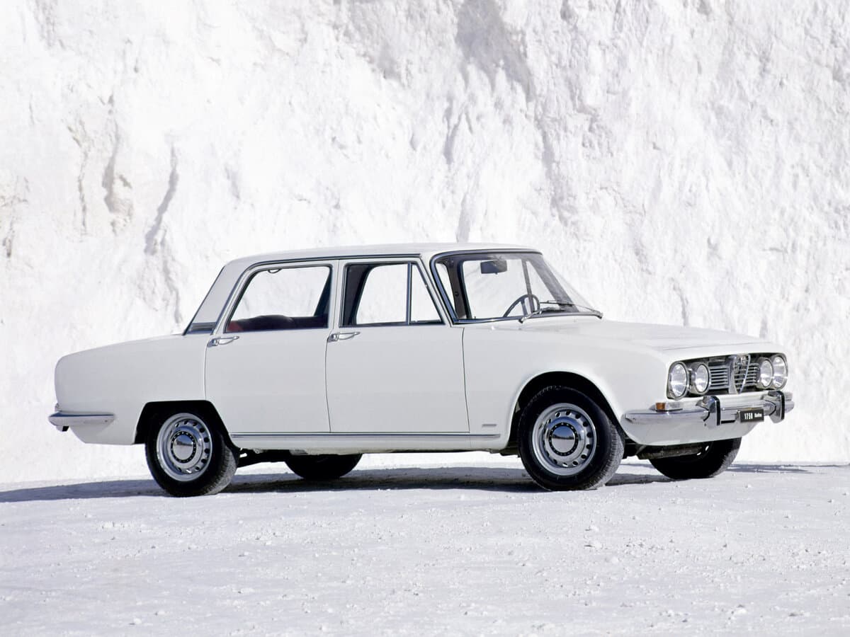 Alfa Romeo 105/115 1965 – 1977 — Yandan
