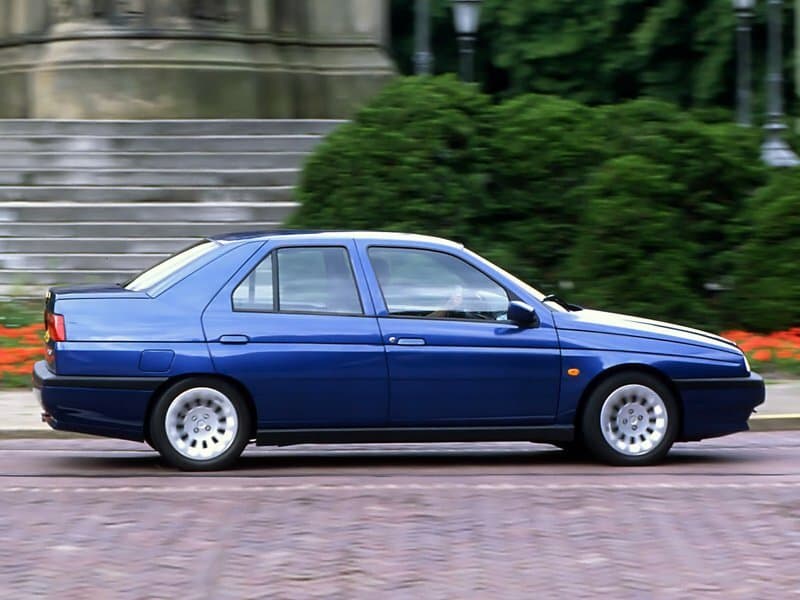 Alfa Romeo 155 I Restayling — Yandan