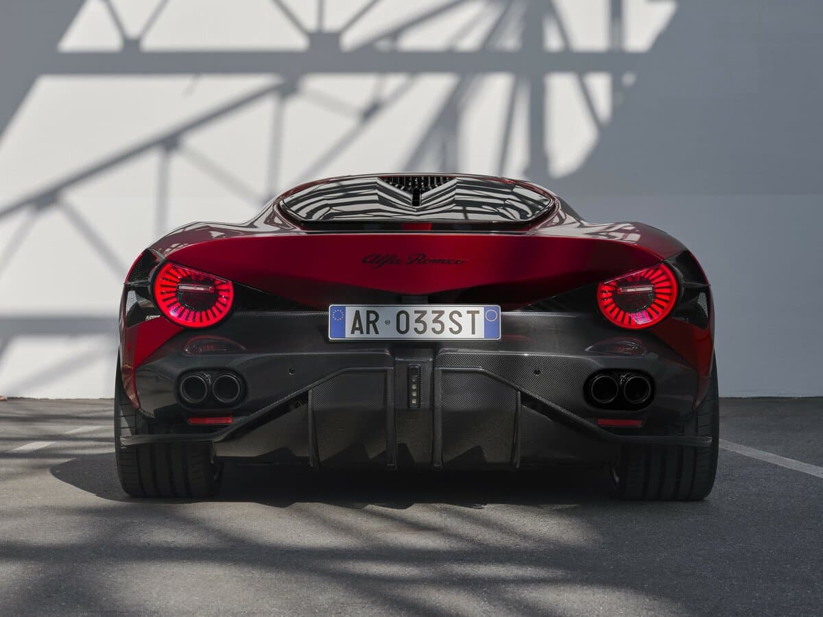 Alfa Romeo 33 Stradale 2024 – 2024 — Arxadan