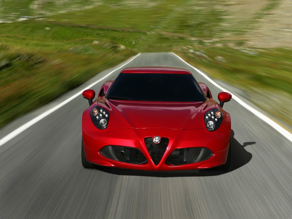 Alfa Romeo 4C 2013 – 2020 — Öndən