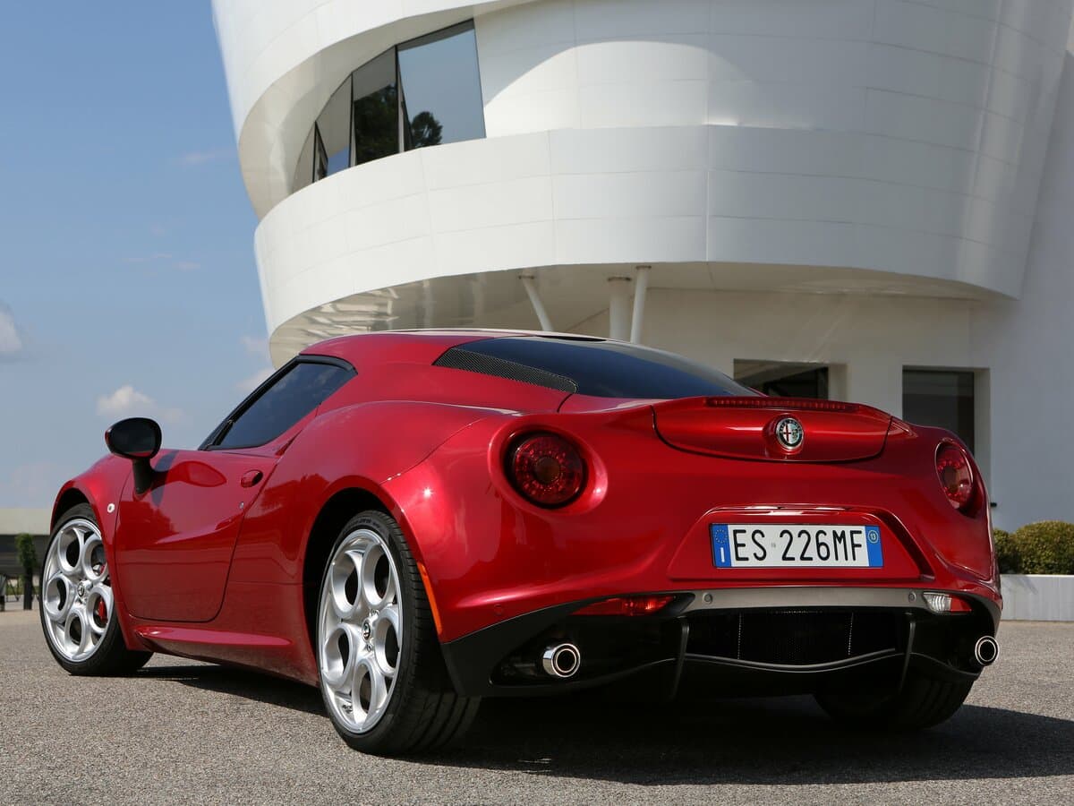 Alfa Romeo 4C 2013 – 2020 — 3/4 arxadan