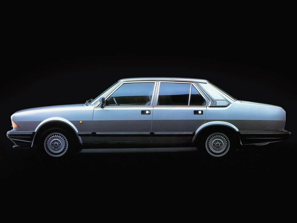Alfa Romeo 6 1979 – 1988 — Yandan