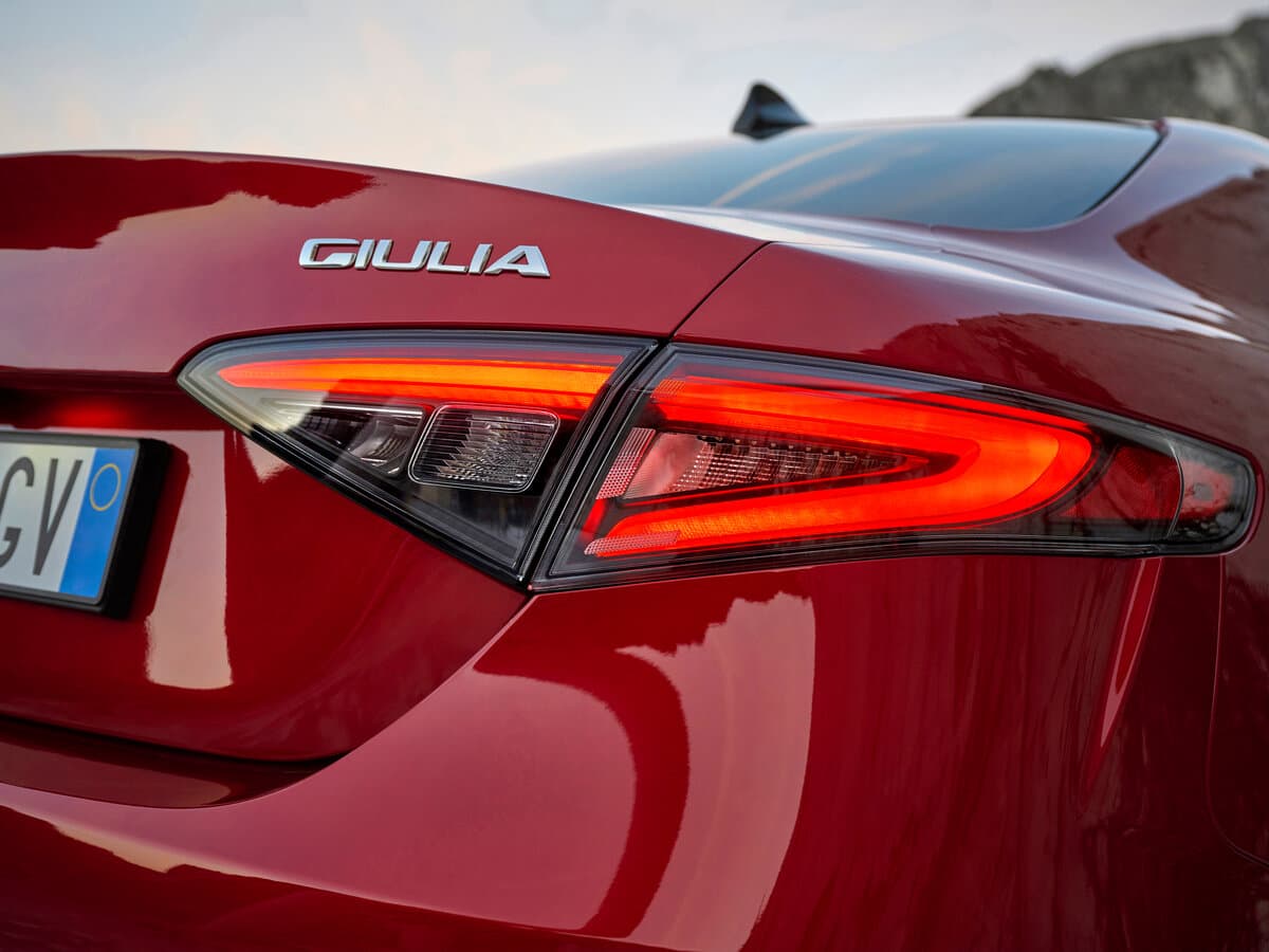 Alfa Romeo Giulia II (952) Restayling 2 — Detal