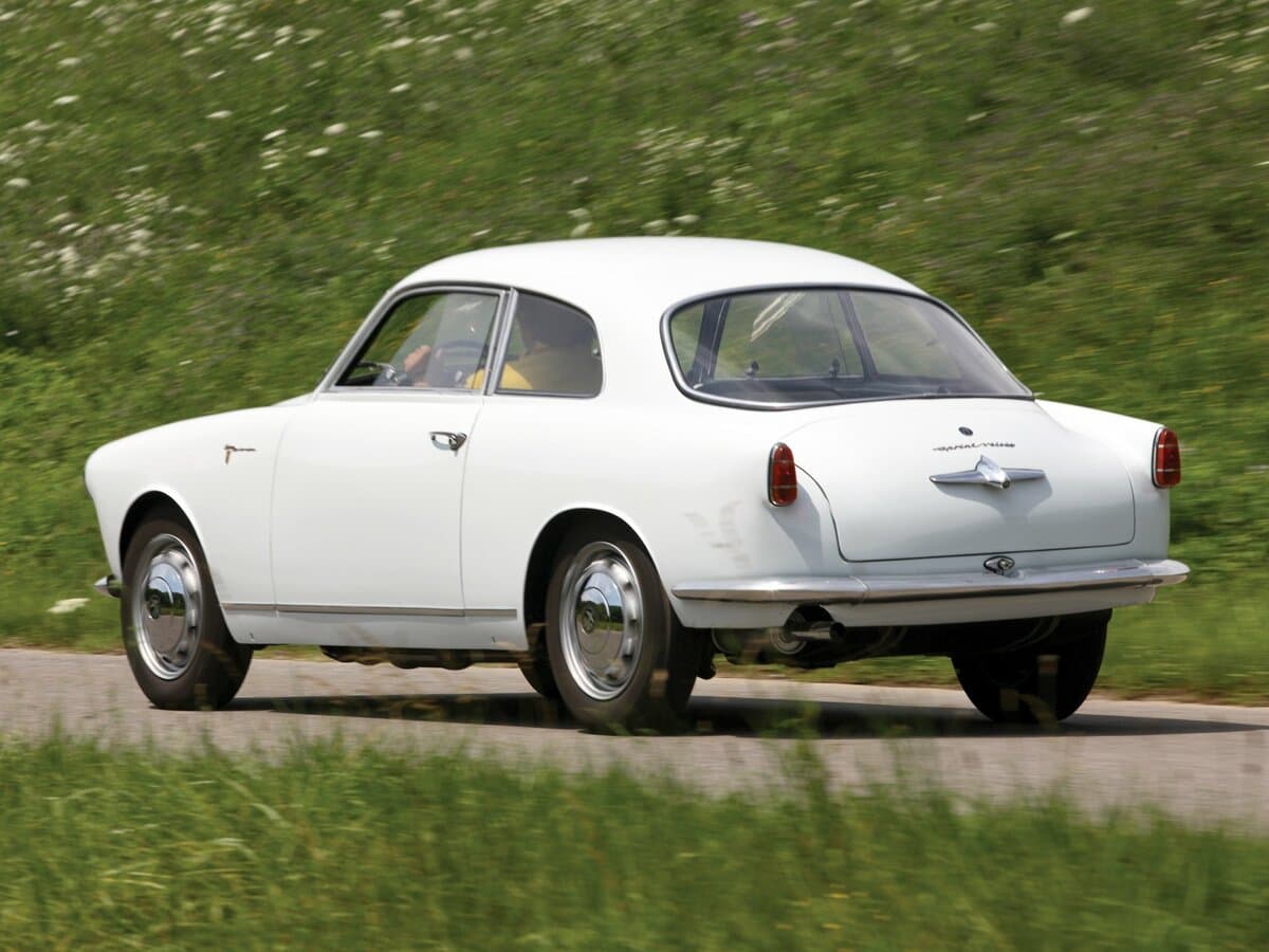 Alfa Romeo Giulietta I — 3/4 arxadan