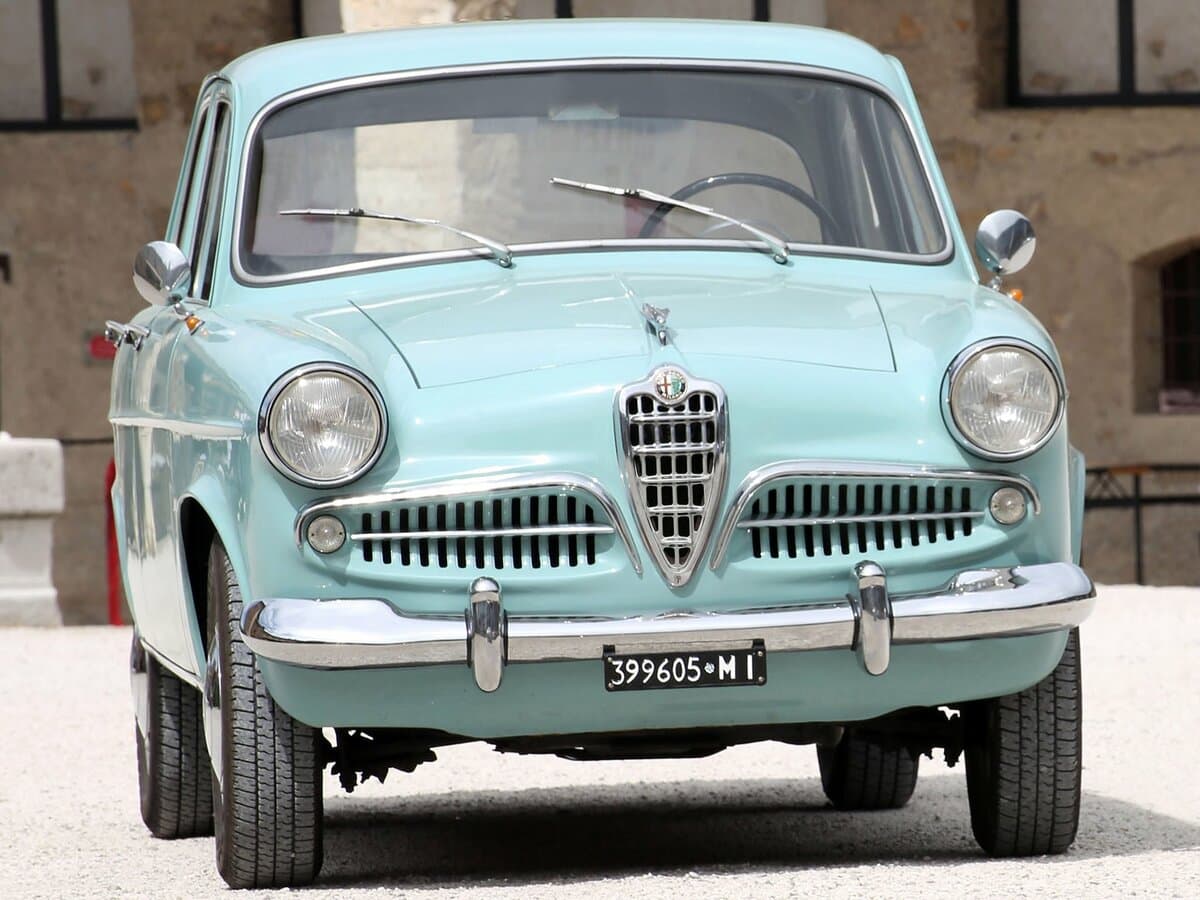 Alfa Romeo Giulietta I — Öndən