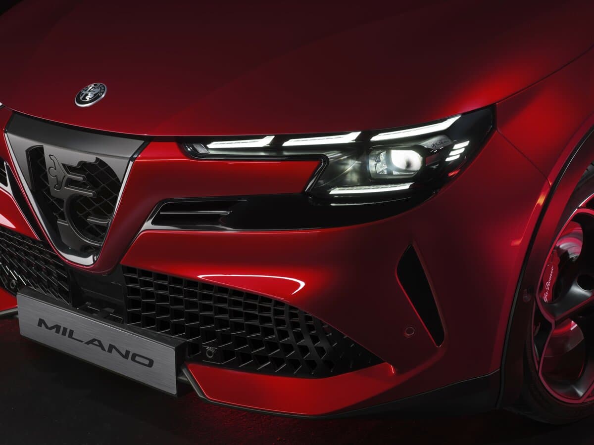 Alfa Romeo Junior 2024 – indiyədək — Fara