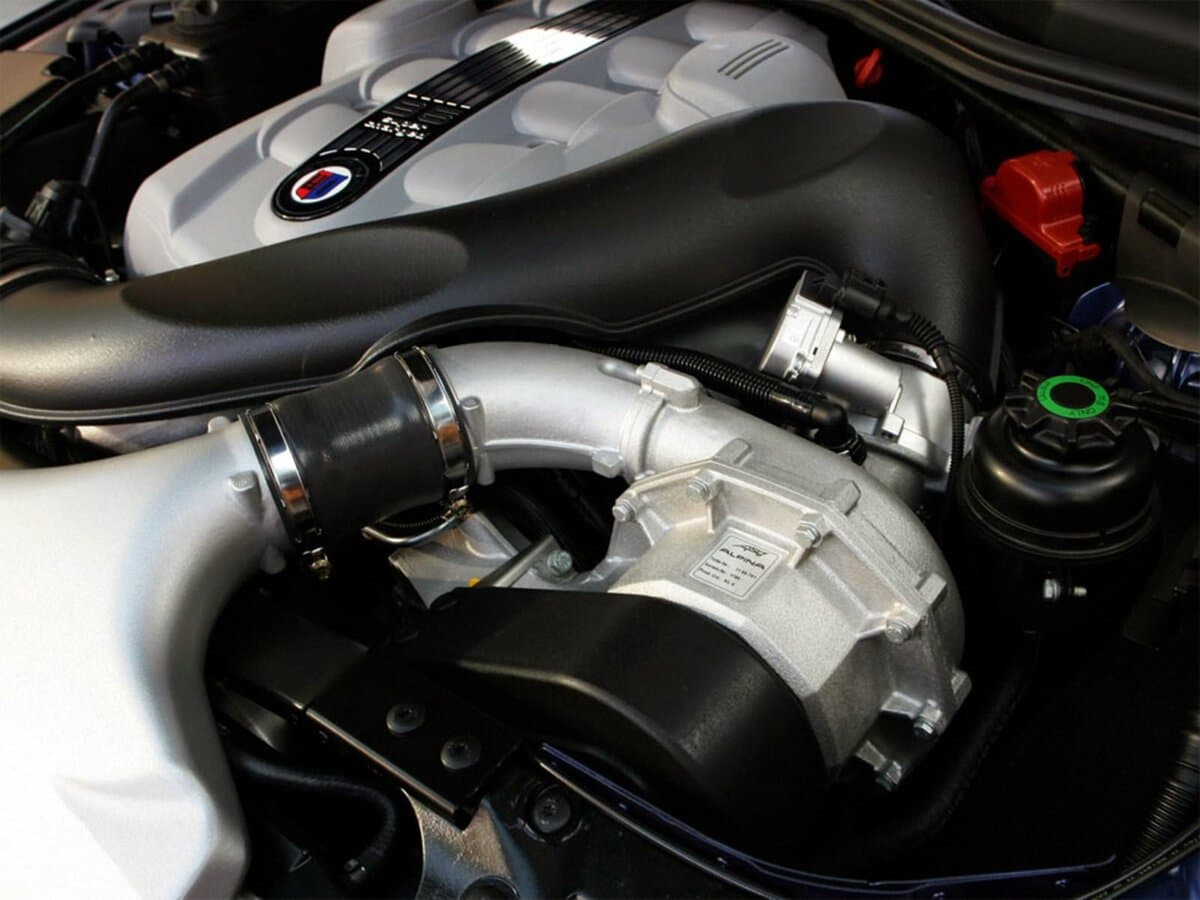 Alpina B5 E60/61 Restayling — Salon, öndən