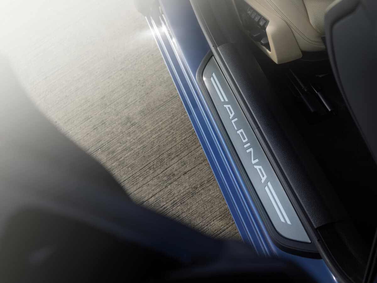 Alpina B6 F12/F13 Restayling — Salon, arxadan