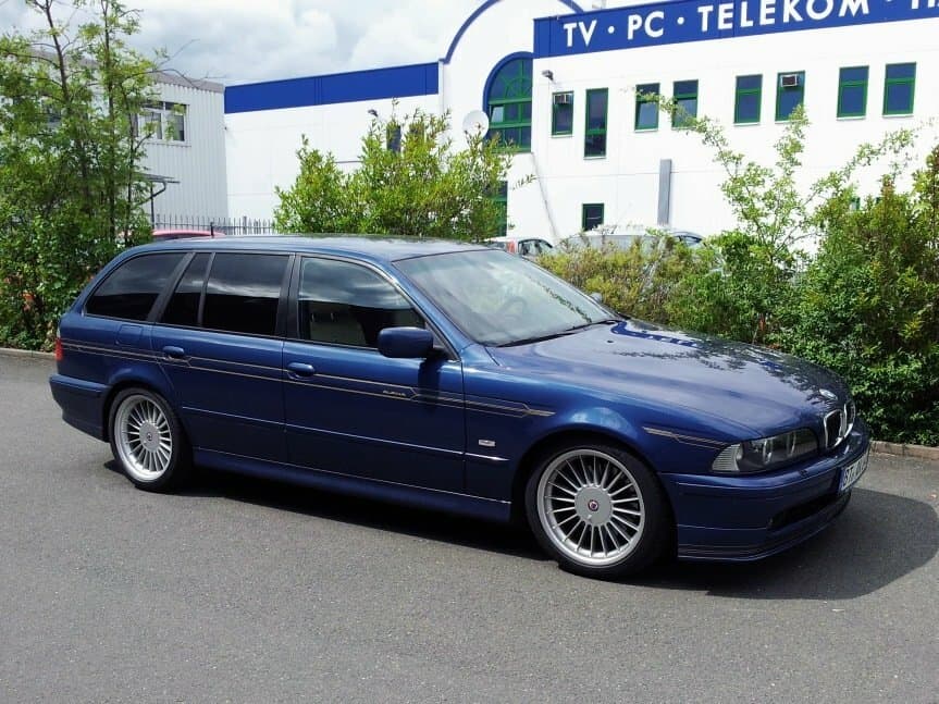Alpina D10 E39 — Yandan