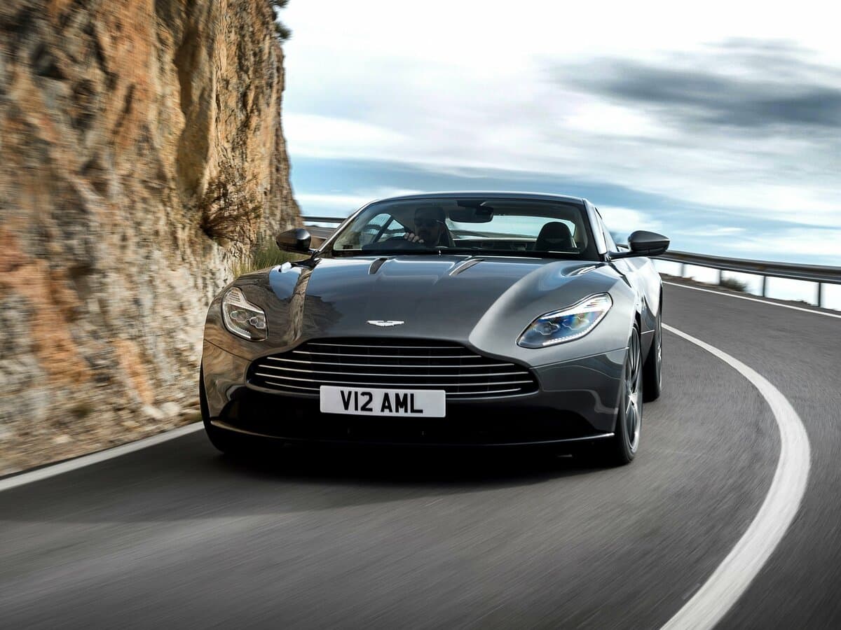 Aston Martin DB11 I — Öndən