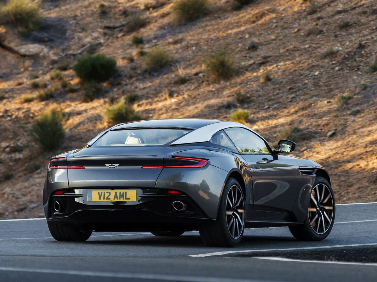 Aston Martin DB11 I — 3/4 arxadan