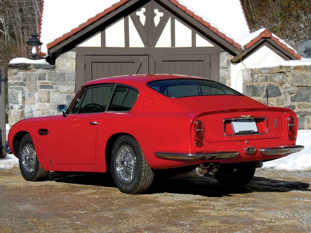 Aston Martin DB6 1965 – 1970 — 3/4 arxadan
