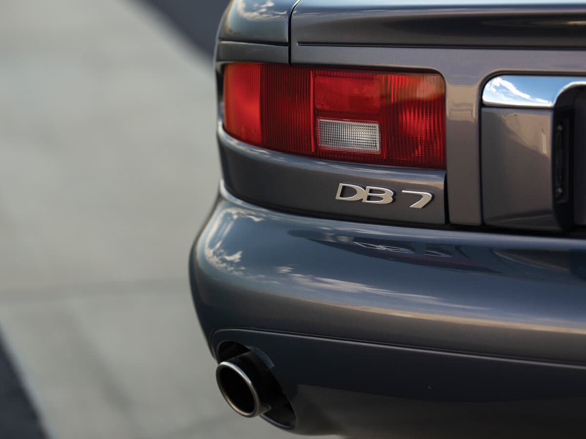 Aston Martin DB7 I Restayling — Detal