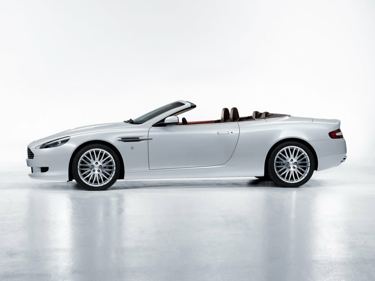 Aston Martin DB9 I Restayling — Yandan
