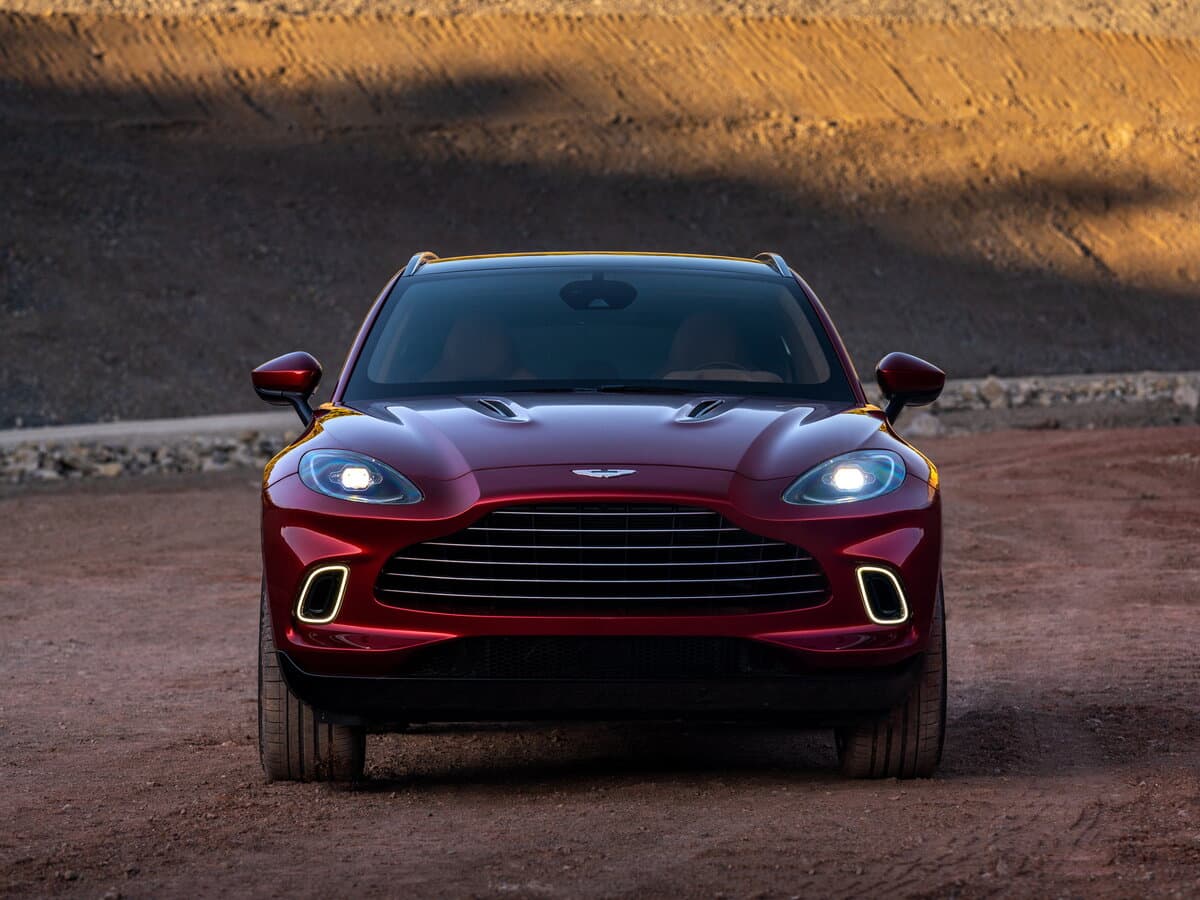 Aston Martin DBX I — Öndən