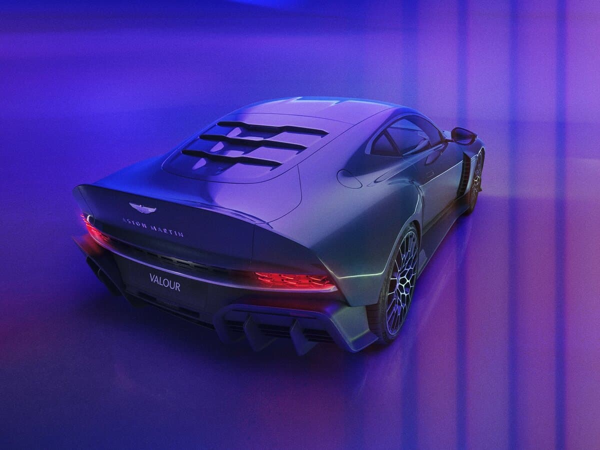 Aston Martin Valour 2023 – 2024 — 3/4 arxadan