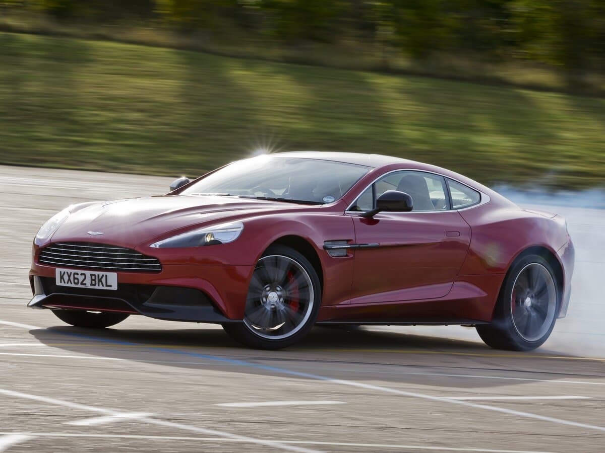 Aston Martin Vanquish II — Əsas şəkil