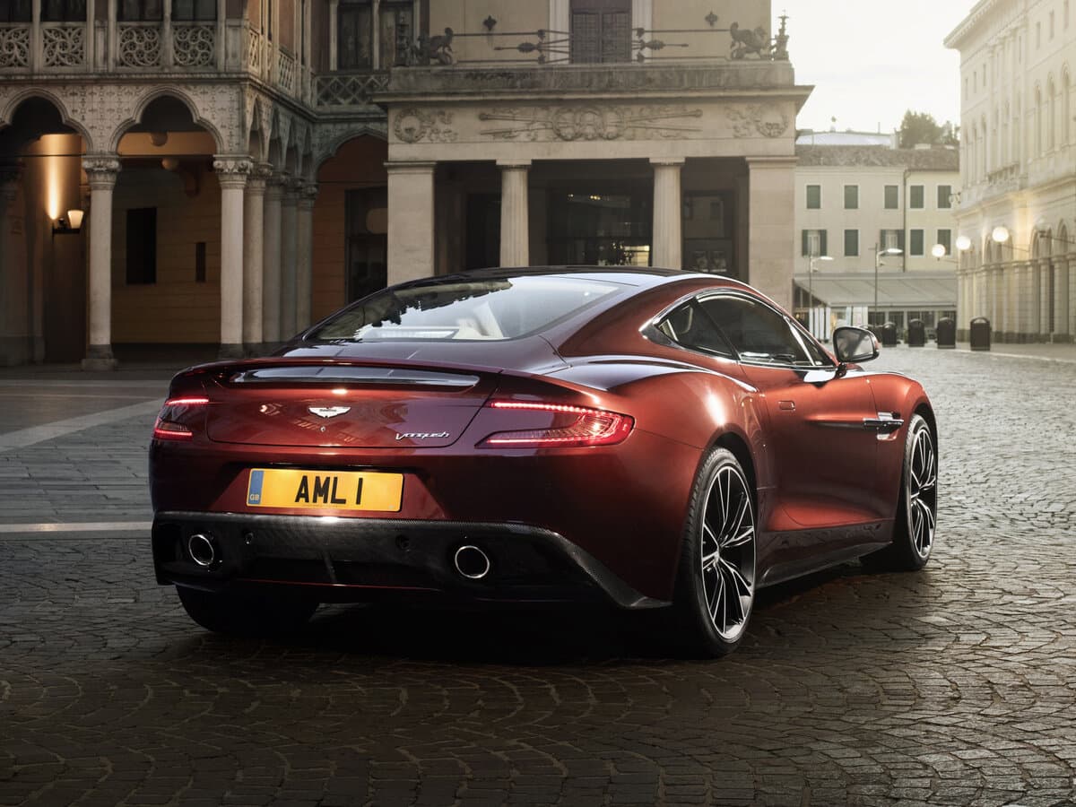 Aston Martin Vanquish II — 3/4 arxadan