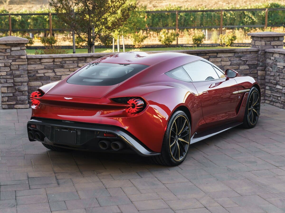 Aston Martin Vanquish Zagato II — 3/4 arxadan