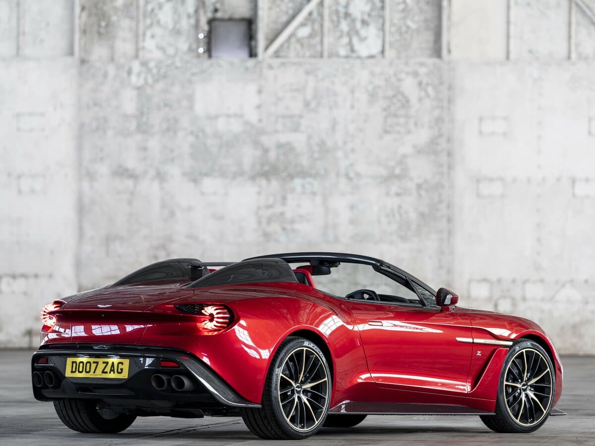 Aston Martin Vanquish Zagato II — 3/4 arxadan
