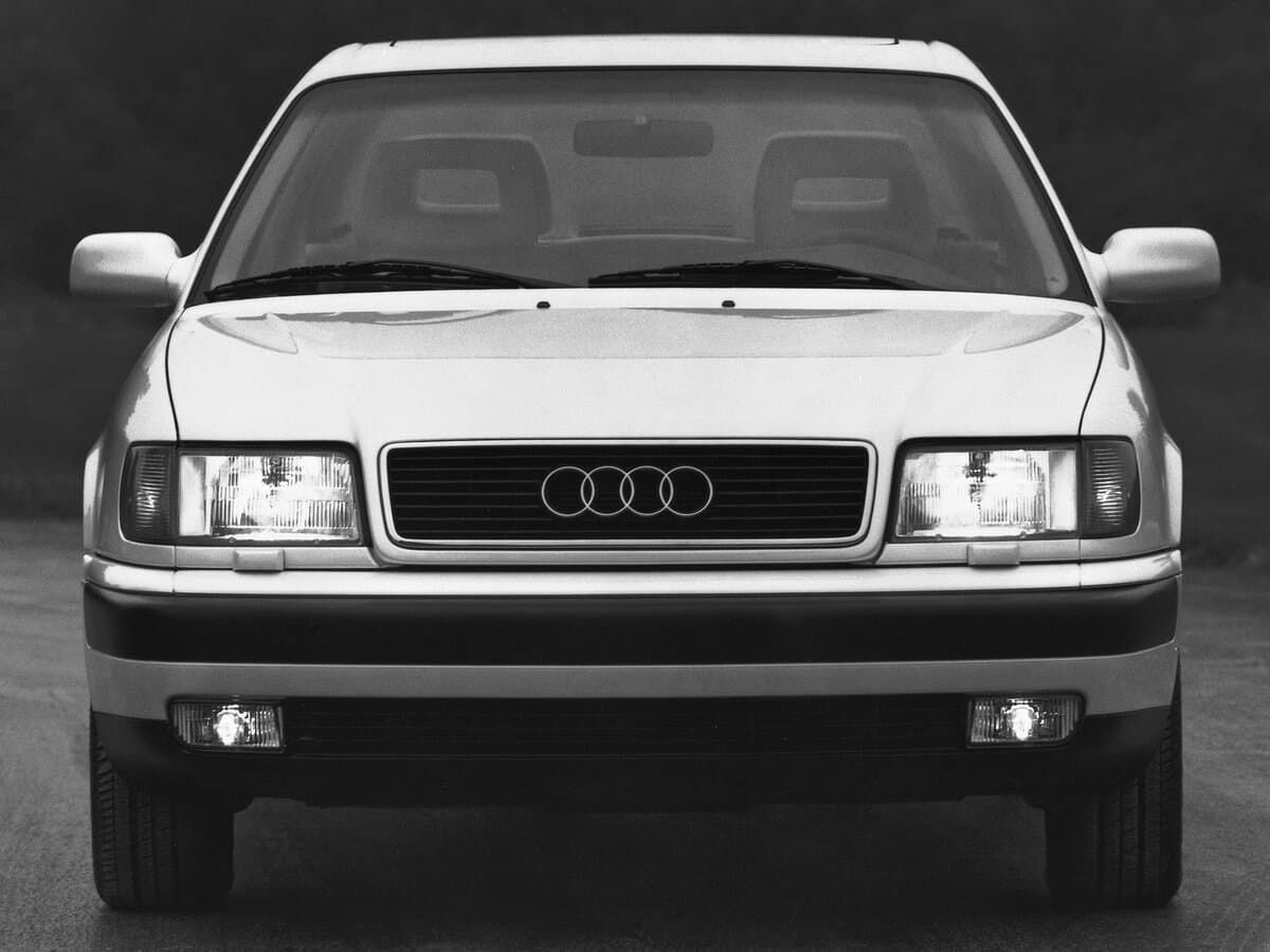 Audi 100 IV (C4) — Öndən
