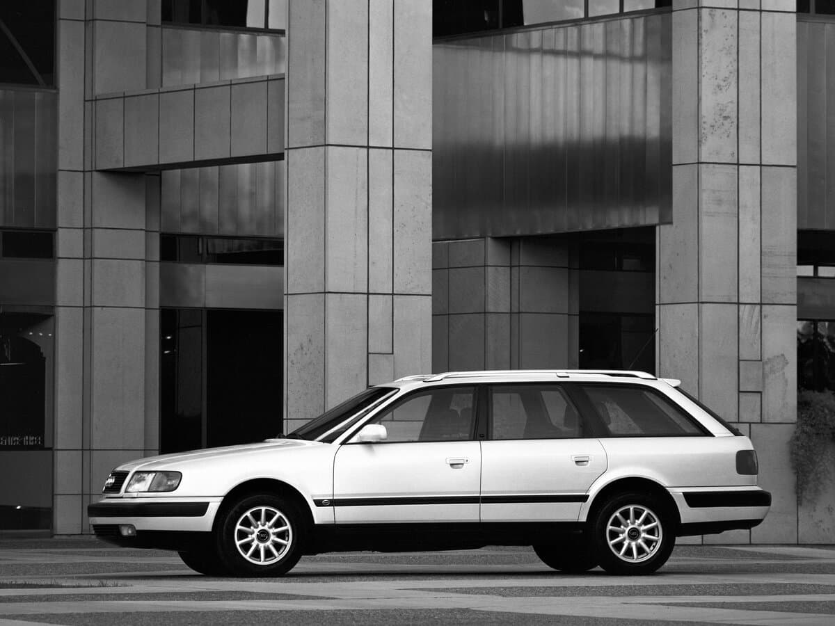 Audi 100 IV (C4) — Yandan