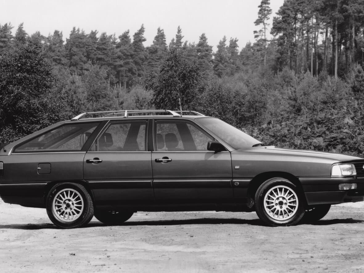 Audi 200 II (C3) — Yandan