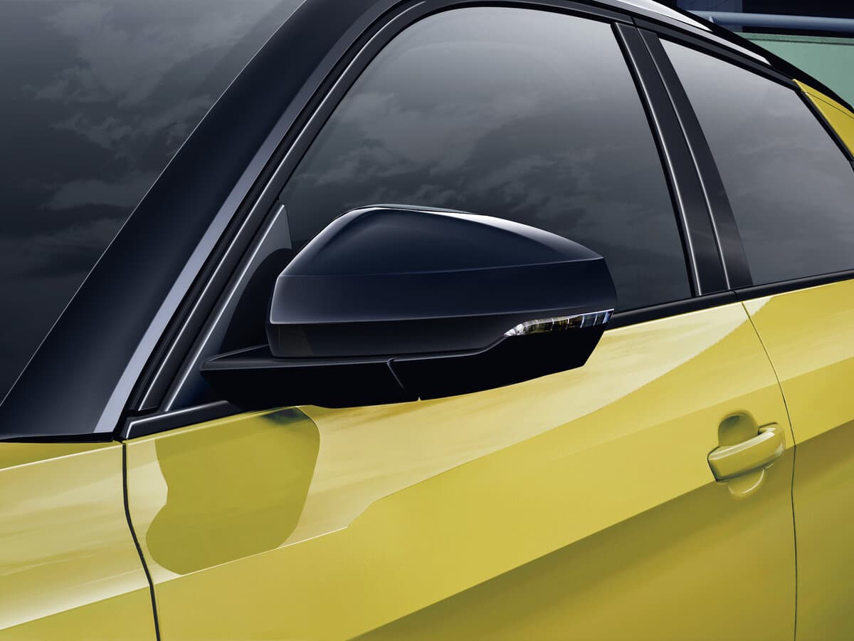 Audi A1 II (GB) — Yan güzgü