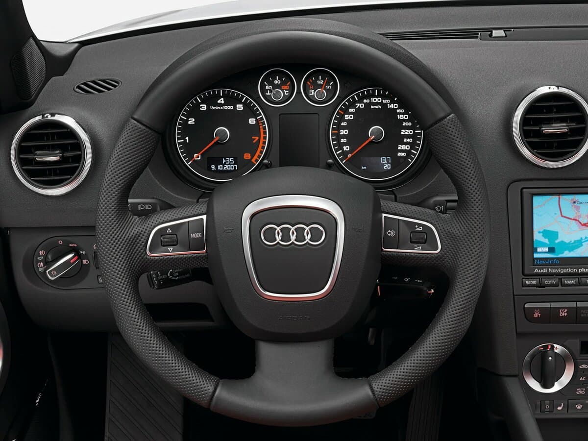 Audi A3 II (8P) Restayling 2 — Sükan