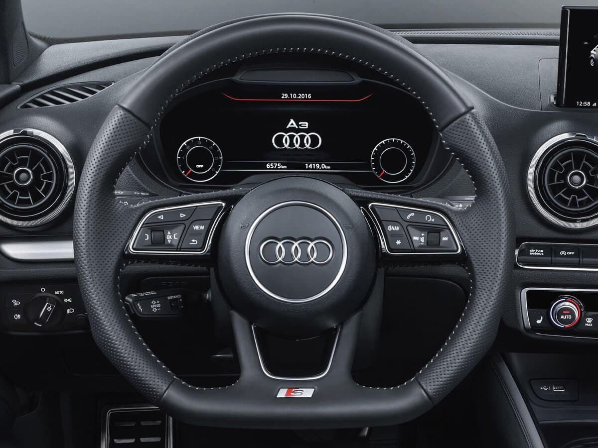 Audi A3 III (8V) Restayling — Sükan