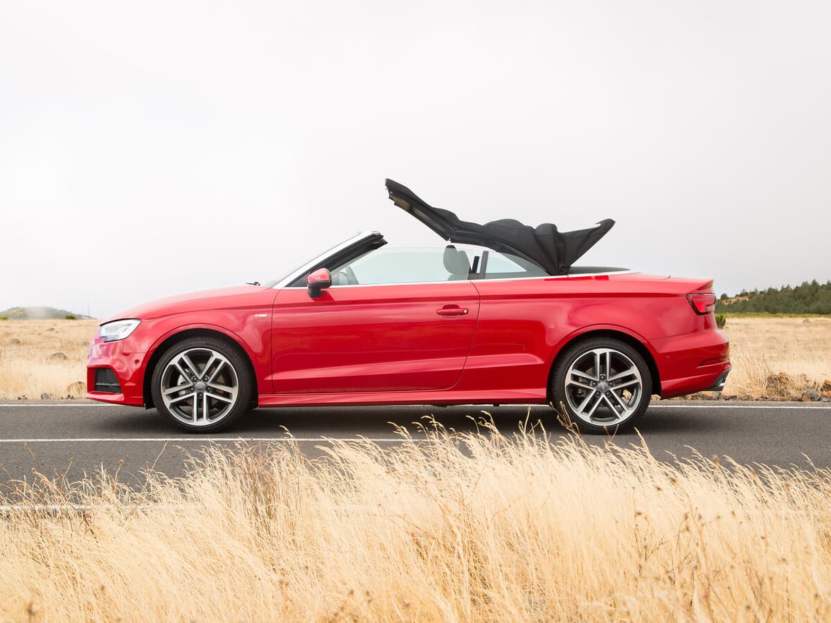 Audi A3 III (8V) Restayling — Salon, arxadan
