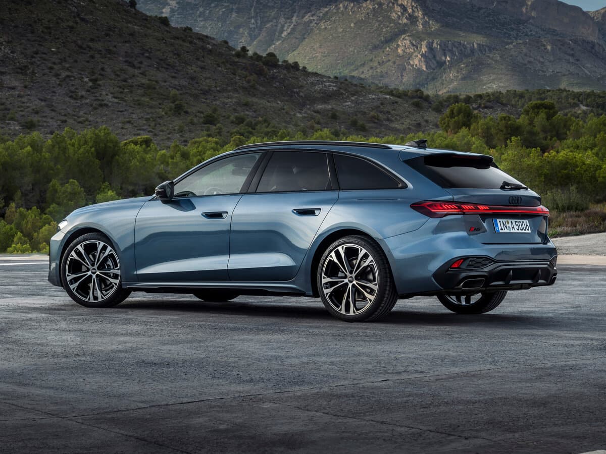 Audi A5 III (B10) — 3/4 arxadan