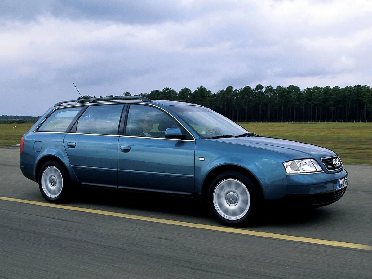 Audi A6 II (C5) — Yandan