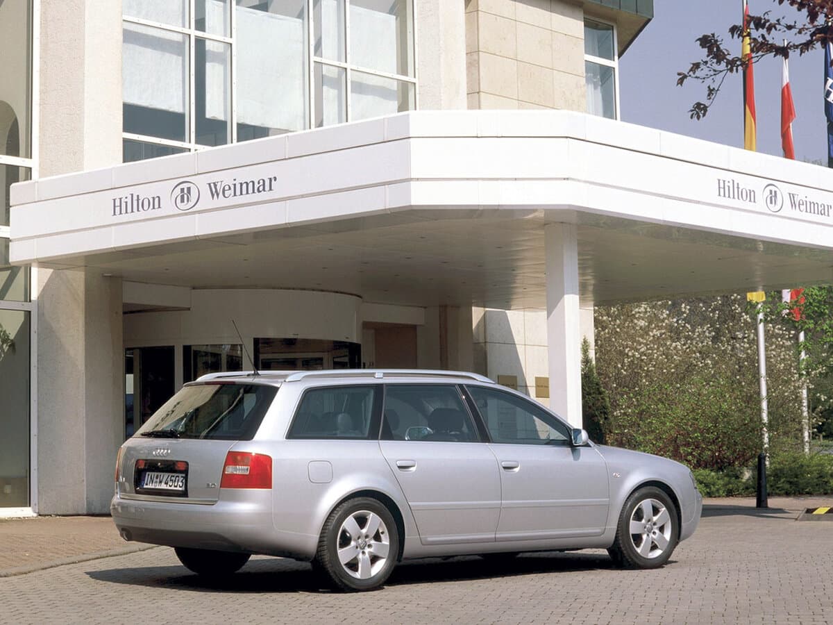 Audi A6 II (C5) Restayling — 3/4 arxadan