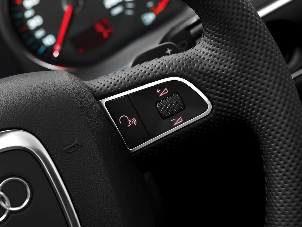 Audi A6 III (C6) Restayling — Salon, arxadan