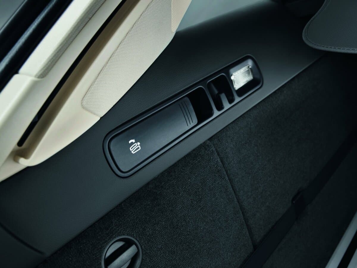 Audi A6 IV (C7) — Salon, arxadan