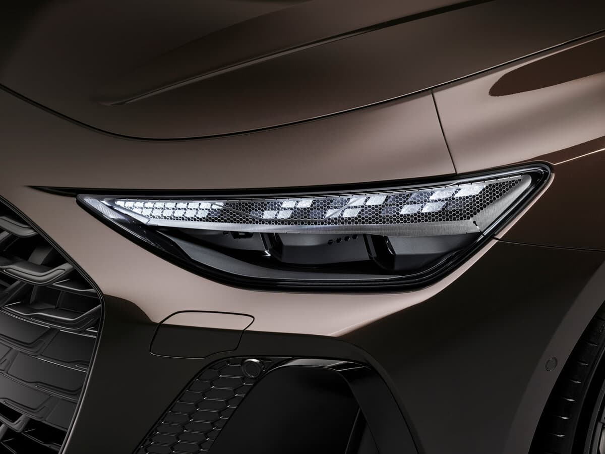 Audi A6 VI (C9) — Fara
