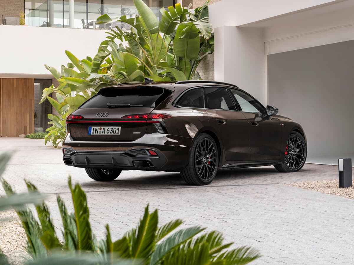 Audi A6 VI (C9) — 3/4 arxadan