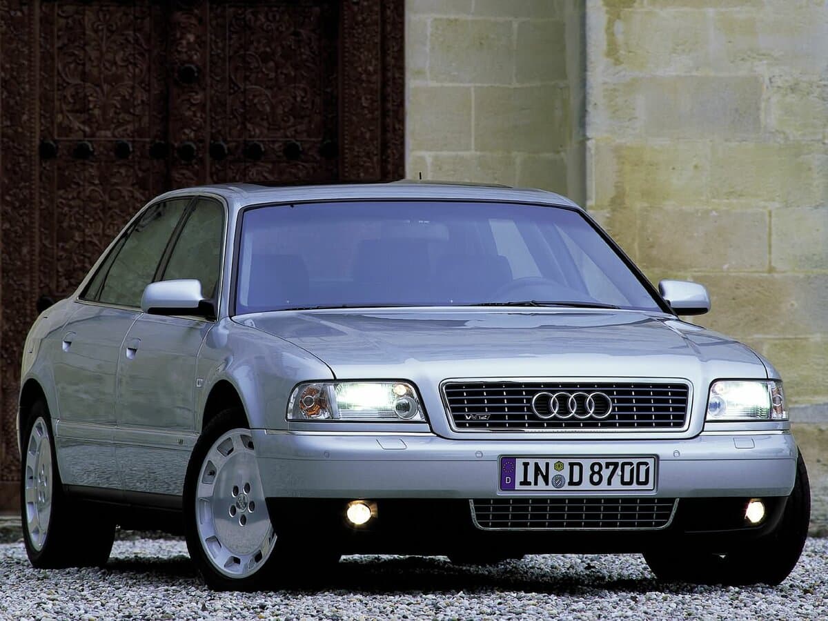 Audi A8 I (D2) Restayling — Öndən