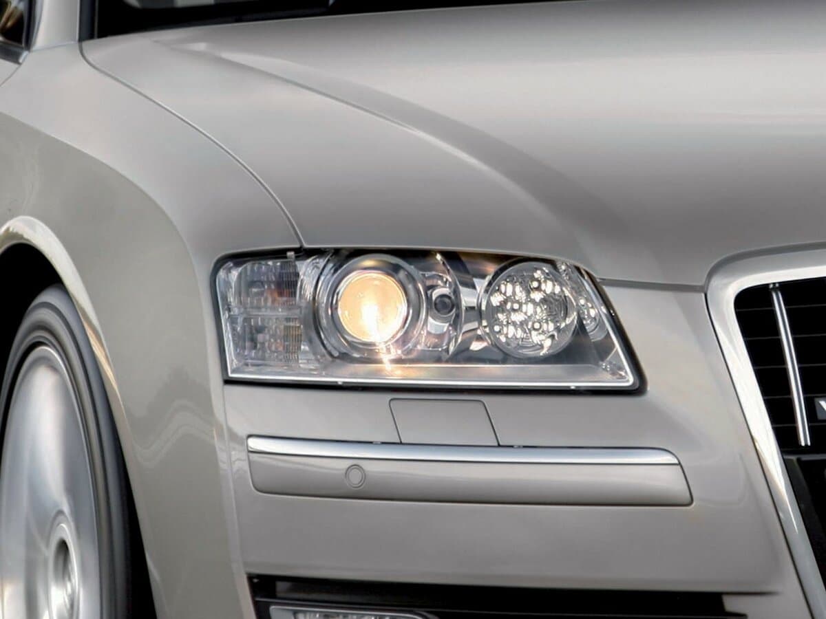 Audi A8 II (D3) Restayling — Fara