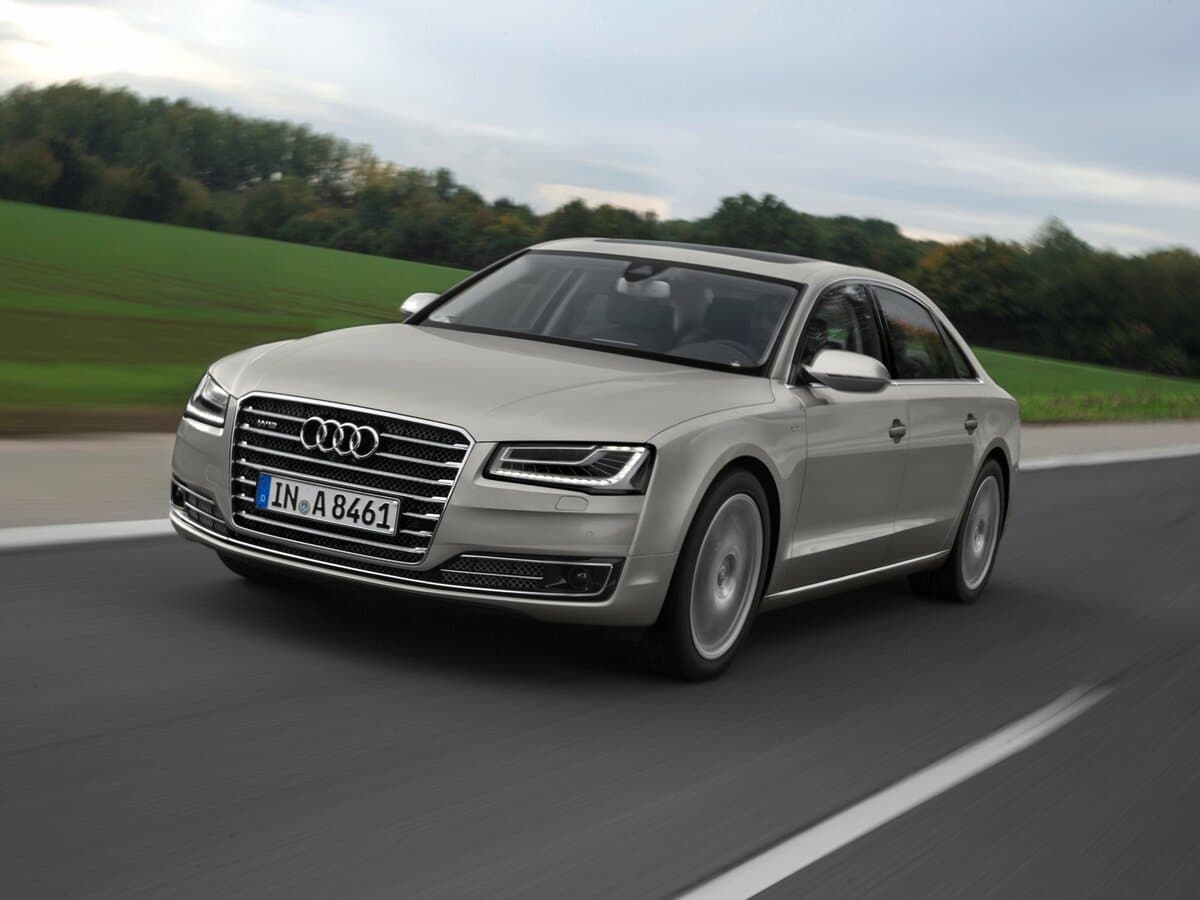 Audi A8 III (D4) Restayling — Əsas şəkil