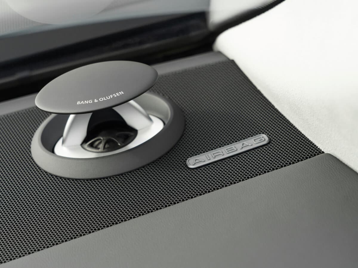 Audi A8 IV (D5) Restayling — Salon, öndən