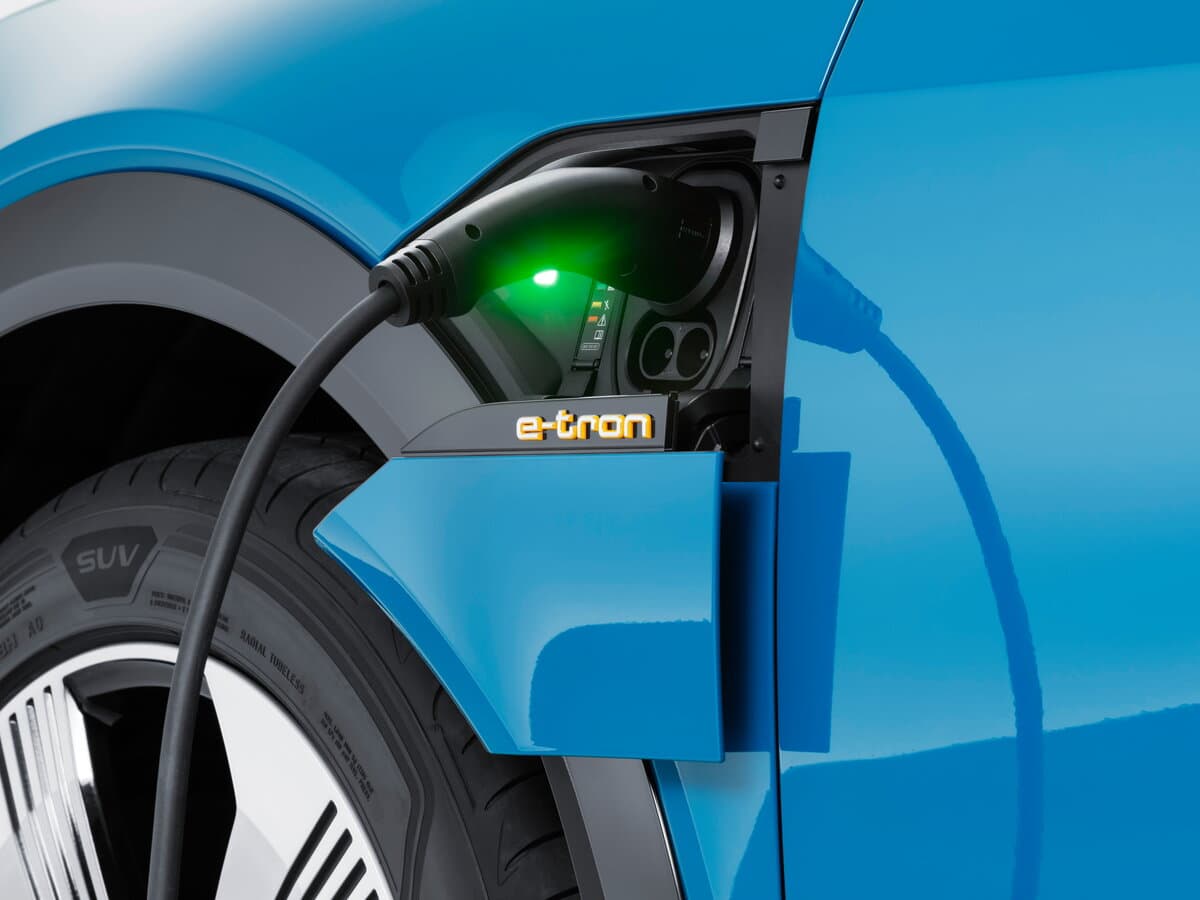 Audi e-tron I — Salon, öndən