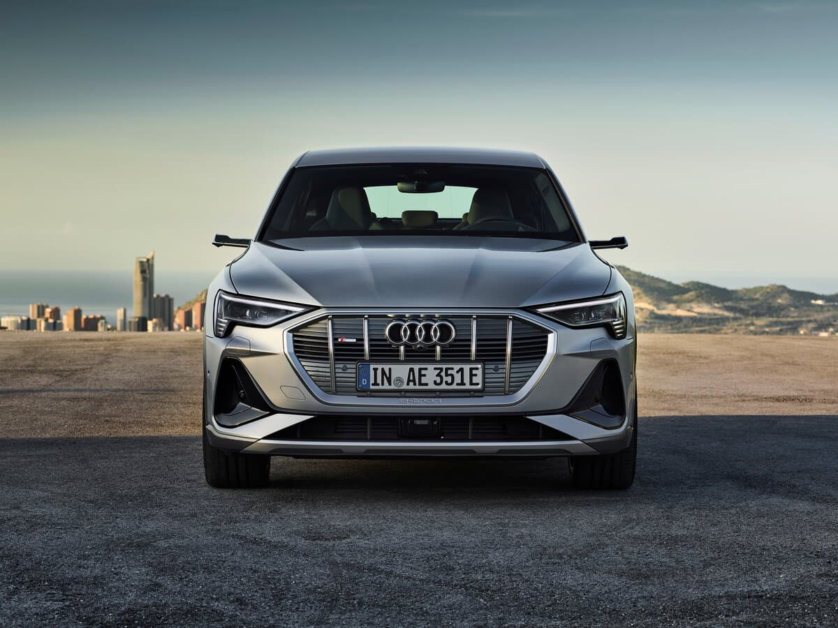 Audi e-tron Sportback I — Öndən