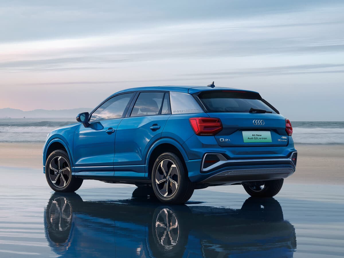 Audi Q2 I Restayling — 3/4 arxadan