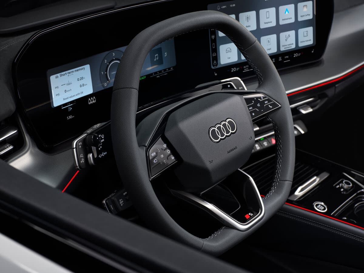 Audi Q3 Sportback III (FJ) — Sükan